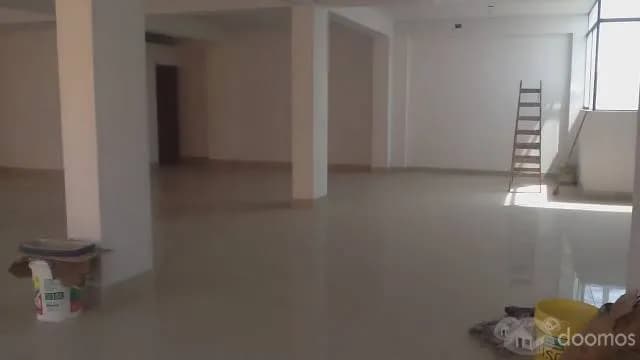 LOCAL COMERCIAL 200MTS2 EN SAN JUAN DE MIRAFLORES — foto 7