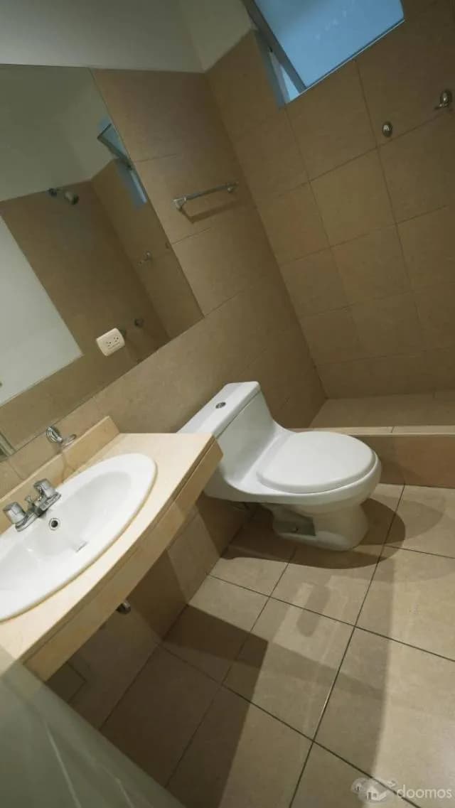 ZONA EXCLUSIVA DEPARTAMENTO EN SURCO — foto 7