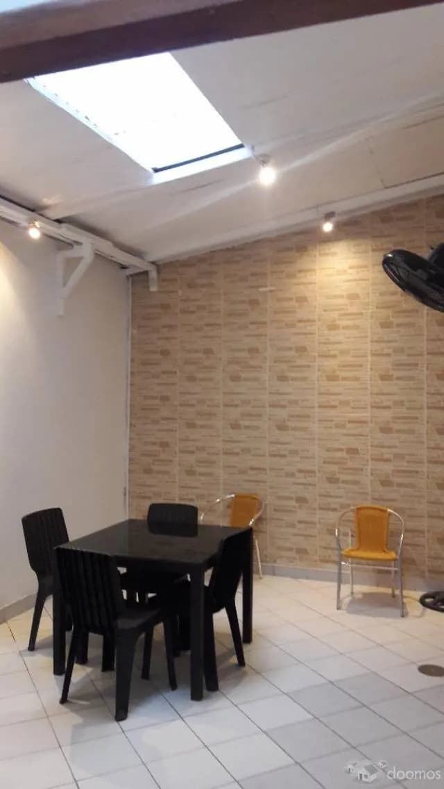 CHALET CENTRICO A 1  EN ALQUILER — foto 4