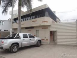 Venta de Inmueble Oficinas y Taller en Chorrillos 700m2