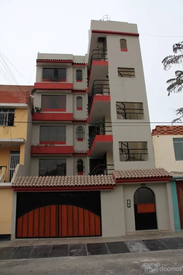 Venta de departamento de 120m2 (4to piso) con terraza y cochera — foto 1