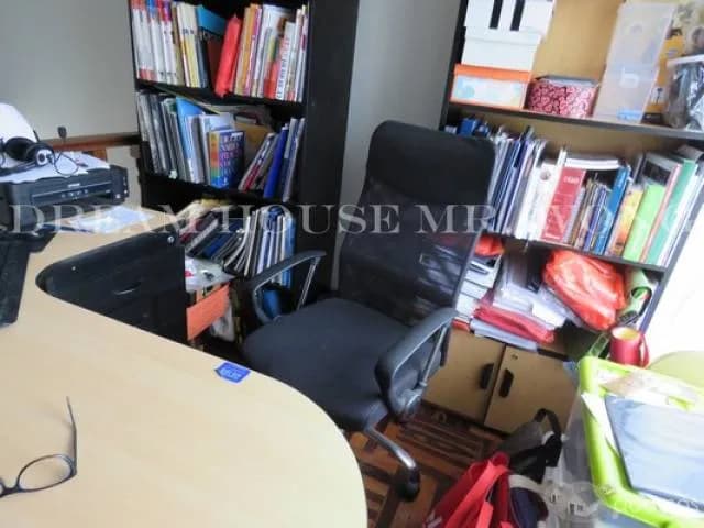 VENDO AMPLIA CASA DE DOS PISOS EN SAN BORJA SUR — foto 10