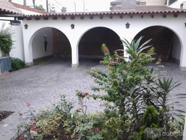 Alquilo casa en el Distrito de La Molina — foto 2