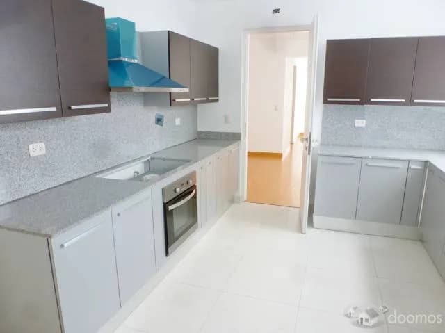 Alquiler San Isidro Dpto. 3 Dorm., Balcón - US $2,200 — foto 5