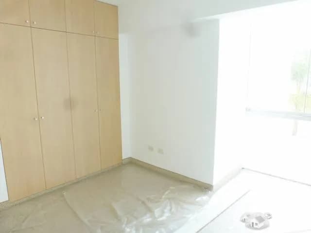 Alquiler San Isidro Dpto. 3 Dorm., Balcón - US $2,200 — foto 9