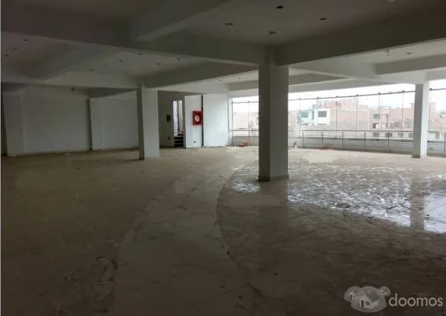 LOCAL COMERCIAL EN COMAS — foto 5