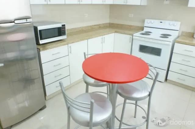 La Aurora Miraflores Departamento Amoblado,  3 Dormitorios,  Terraza - US $1,900 — foto 5