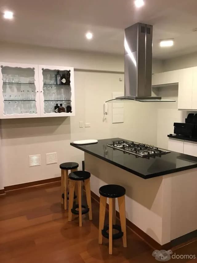 Venta Miraflores Moderno Duplex Amoblado Y Equipado, 1 Dormitorio, US$ 315,000 — foto 3