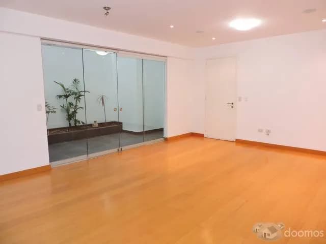 San Isidro Dpto. Sin Muebles, 2 Dorm., Patio Grande - US $1,800 — foto 5