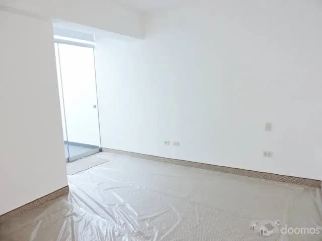 San Isidro Dpto. Sin Muebles, 2 Dorm., Patio Grande - US $1,800 — foto 10