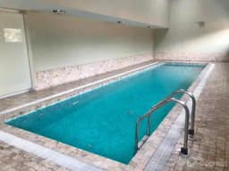 Venta Miraflores Departamento Moderno, 1 Dormitorio, Amoblado y Equipado, Piscina, Gym, $180,000