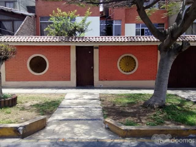 VENDO CASA COMO TERRENO EN CORPAC-SAN ISIDRO — foto 1