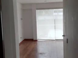 Venta de Departamento en Primer Piso, 4 dormitorios, 3 1/2 baños, 2 cocheras lineales y deposito (alt. cuadra 3 y 4 caminos del inca)