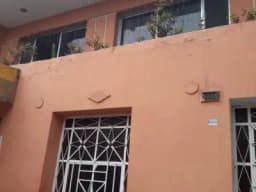 OFERTA UNICA E INSUPERABLE VENTA DE CASA EN SAN MARTIN DE PORRES 160 MIL DOLARES