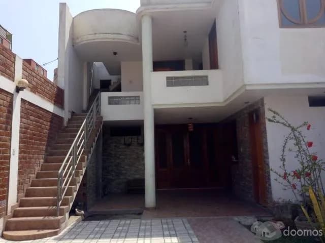 ¡OFERTA! HERMOSA CASA A LA VENTA EN PUENTE PIEDRA — foto 1