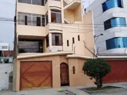 SE VENDE AMPLIOS DEPARTAMENTOS EN LOS OLIVOS