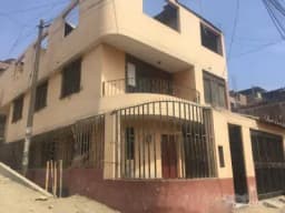 VENTA DE CASA  - S.J.L.