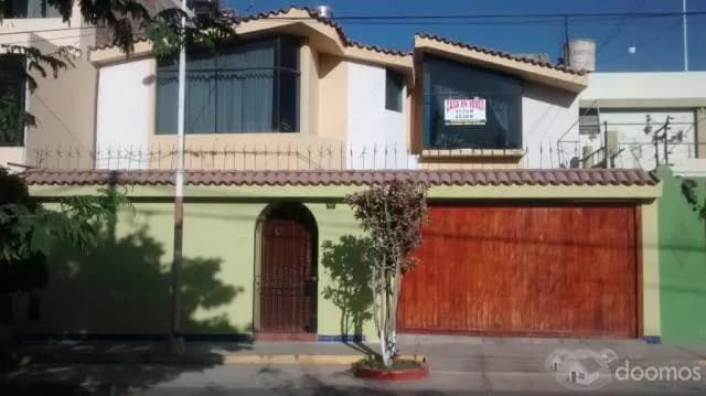 Ocasión amplia y cómoda casa — foto 1