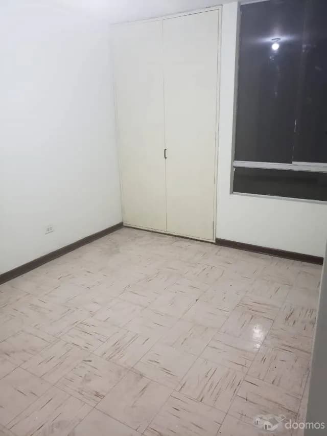 Departamento De 3 Cuartos Para Estudiantes Universitarios a S/ 200000. — foto 5