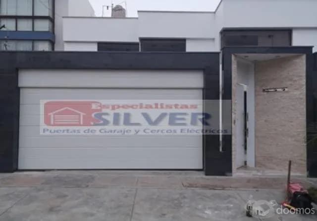 FABRICACIÓN DE PUERTAS LEVADIZAS SECCIONALES CERCOS ELÉCTRICOS-  SILVER — foto 1