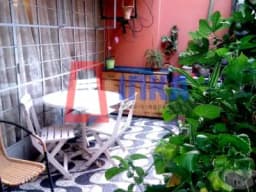 LINDA CASA EN PUEBLO LIBRE FRENTE A PARQUE