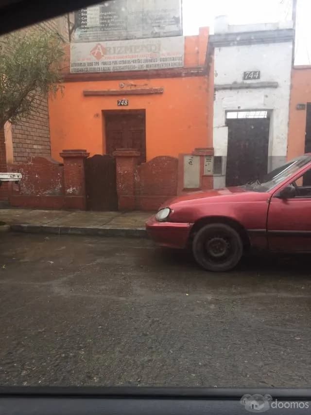 VENDO CASA COMO TERRENO EN SURQUILLO — foto 1