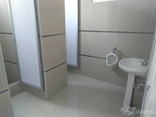 Alquiler local comercial de estreno 150 m2 C/piso — foto 6
