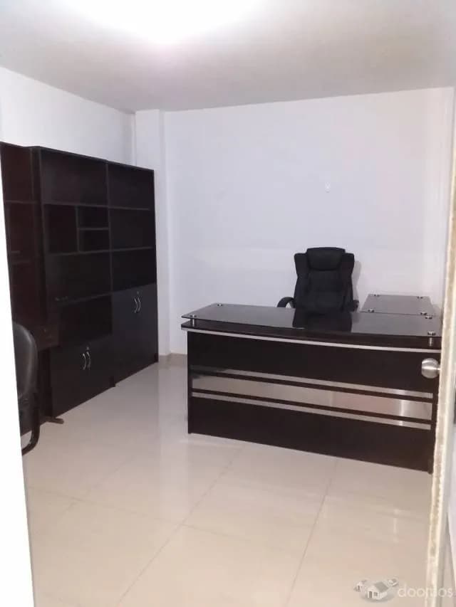 ALQUILO OFICINA AC 50m2 - EXCELENTE UBICACION SJL — foto 2
