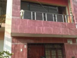 SE VENDE CASA de tres pisos POR OCASIÓN 90 000 DÓLARES Y/O PRECIO A TRATAR- COLLIQUE-COMAS