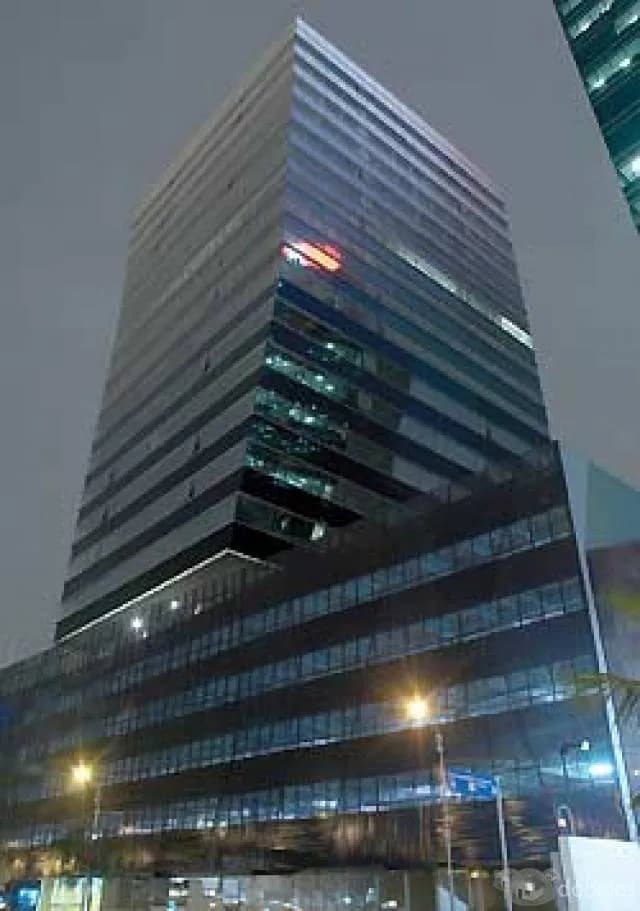 ALQUILER DE OFICINAS PRIME EN CENTRO EMPRESARIAL SAN ISIDRO — foto 1