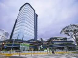 ALQUILER DE OFICINA IMPLEMENTADA CC AV 28 DE JULIO . MIRAFLORES