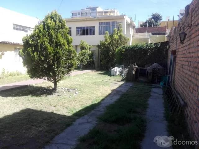 VENDO CASA COMO TERRENO EN YANAHUARA - AREQUIPA — foto 1
