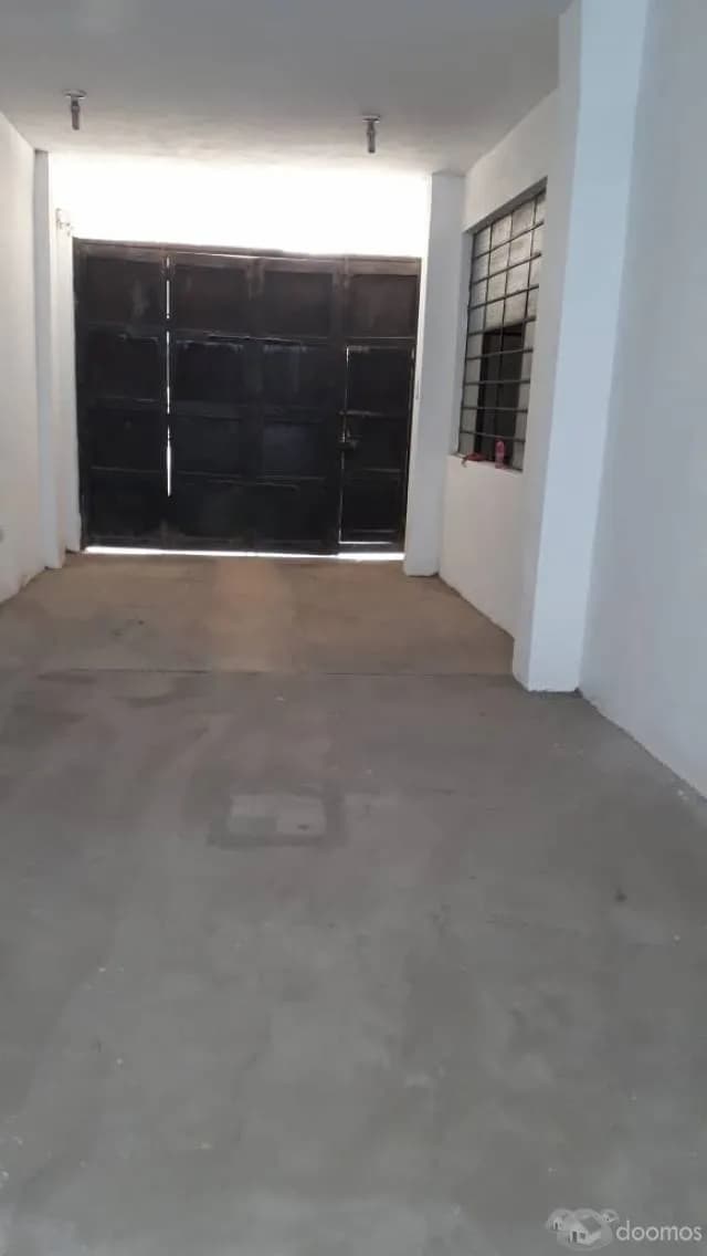 VENTA DE DEPARTAMENTO. ZONA COMERCIAL — foto 2