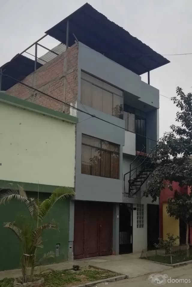 VENTA: EXCELENTE CASA C/BUENA DISTRIBUCIÓN — foto 1