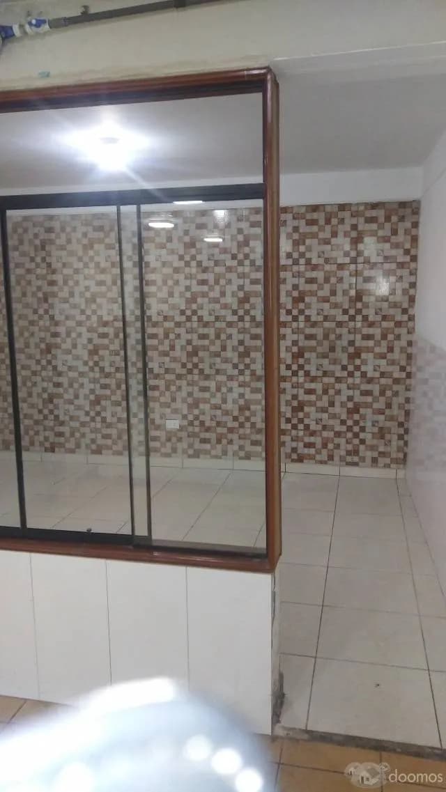 ALQUILO LOCAL COMERCIAL 1ER PISO 160 METROS — foto 8