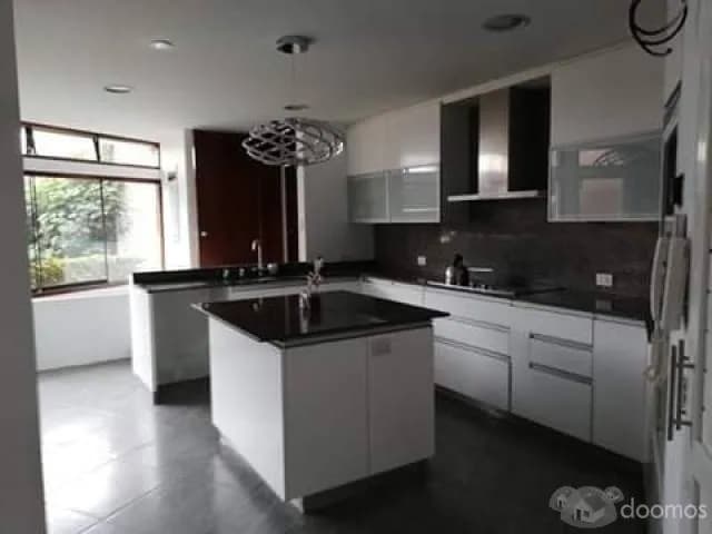 ALQUILO O VENDO HERMOSA RESIDENCIA. LA PLANICIE. — foto 3