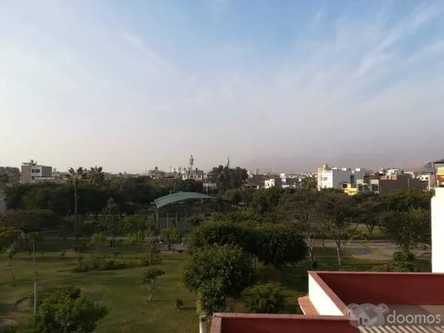 OCASION VENTA DE CASA - FRENTE A PARQUE — foto 2