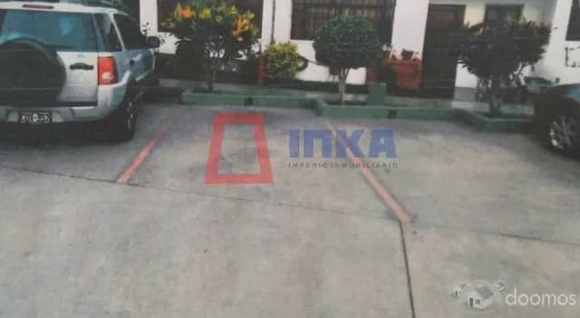 EXCELENTE CASA EN CONDOMINIO TIPO  CHALET  SURCO — foto 2
