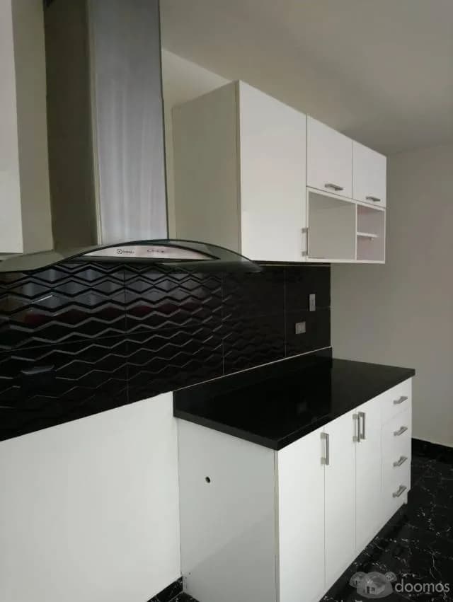 VENDO ESPACIOSO DEPARTAMENTO BARRANCO — foto 2