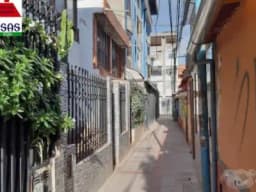 VENDO CASA EN URB. MARCAVALLE