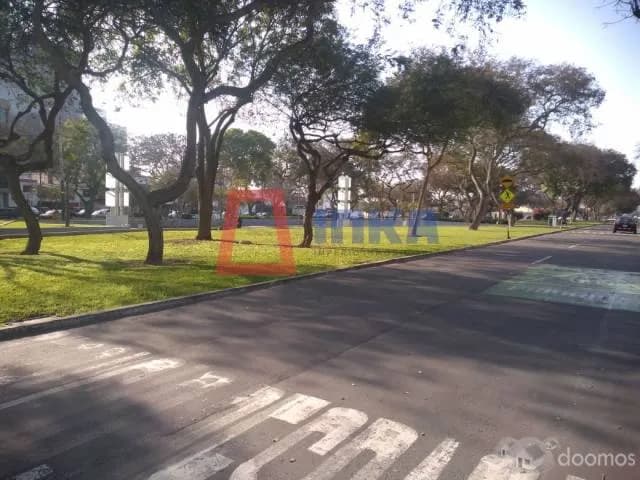 EXCELENTE TERRENO EN SAN ISIDRO ZONIFICACIÓN  RDM IDEAL PARA PROYECTOS. — foto 1