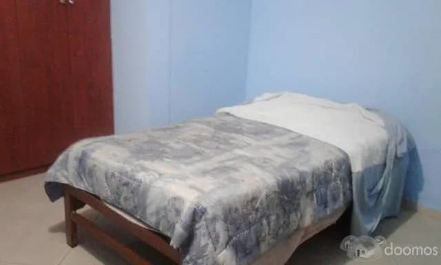 CUARTO C/BAÑO PROPIO — foto 2