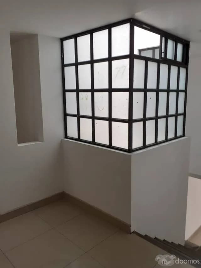 BONITO DUPLEX ATE LIMITE CON LA MOLINA 112M2 — foto 2