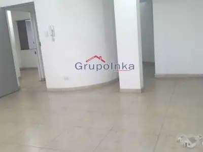 EXCELENTE DEPARTAMENTOS  USO VIVIENDA O COMERCIAL EN SURCO