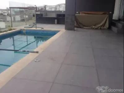 Casa en Alquiler con Vista al Mar en Cerro Azul