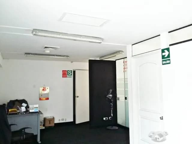 ALQUILER OFICINA EN MIRAFLORES — foto 7