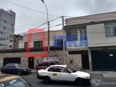 EXCELENTE CASA COMO LOCAL COMERCIAL, EN EXCELENTE ESTADO CERCA A GRAU