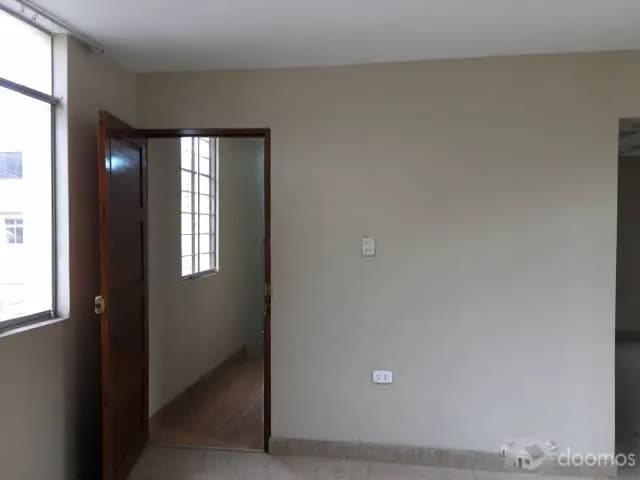 SE VENDE CASA EN LOS OLIVOS — foto 7