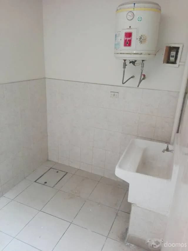 Alquilo Departamento en Primer Piso 120 m2 — foto 6