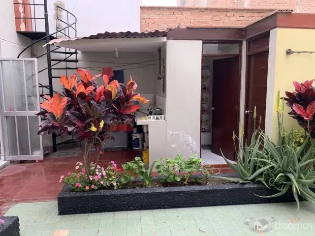 cerca UPC SAN MIGUEL — foto 4